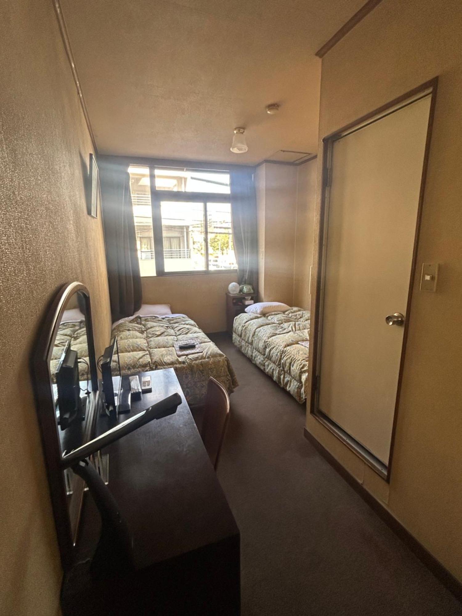 Business Hotel Nakayama Nagoja Zewnętrze zdjęcie